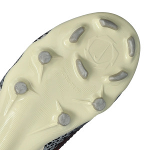 OUTSOLE-3