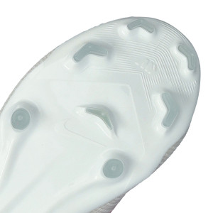 OUTSOLE-3