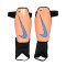 Espinillera Nike Charge Guard