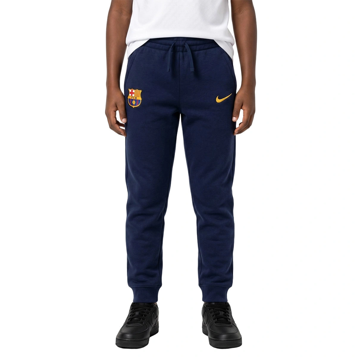pantalon-largo-nike-fc-barcelona-fanswear-2026-2027-nino-blackened-blue-mineral-yellow-no-sponsor-0