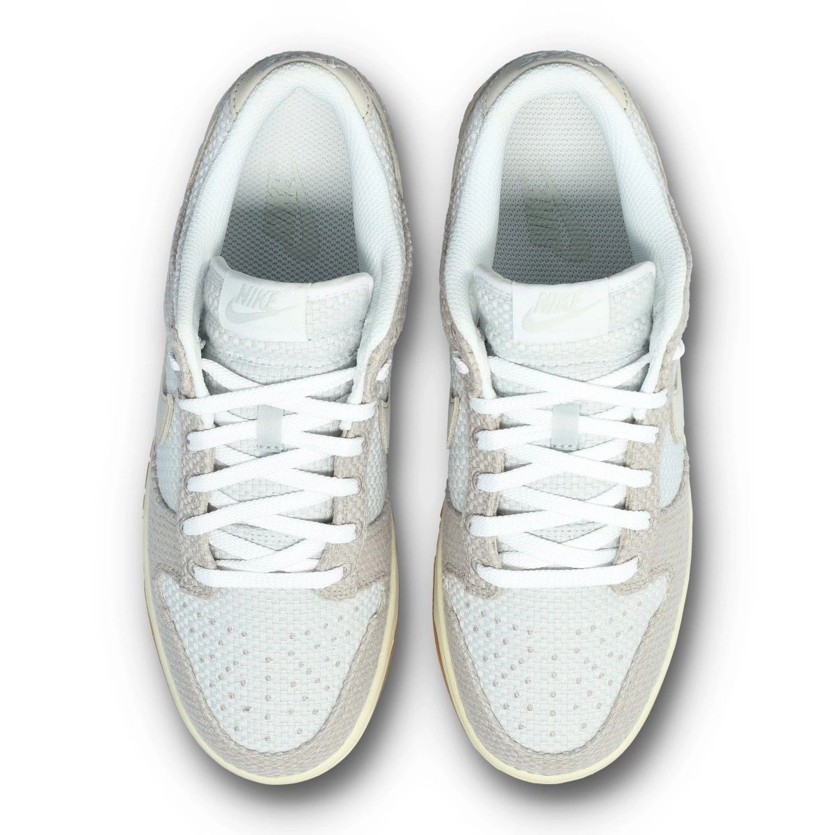 zapatilla-nike-dunk-low-retro-se-beige-4