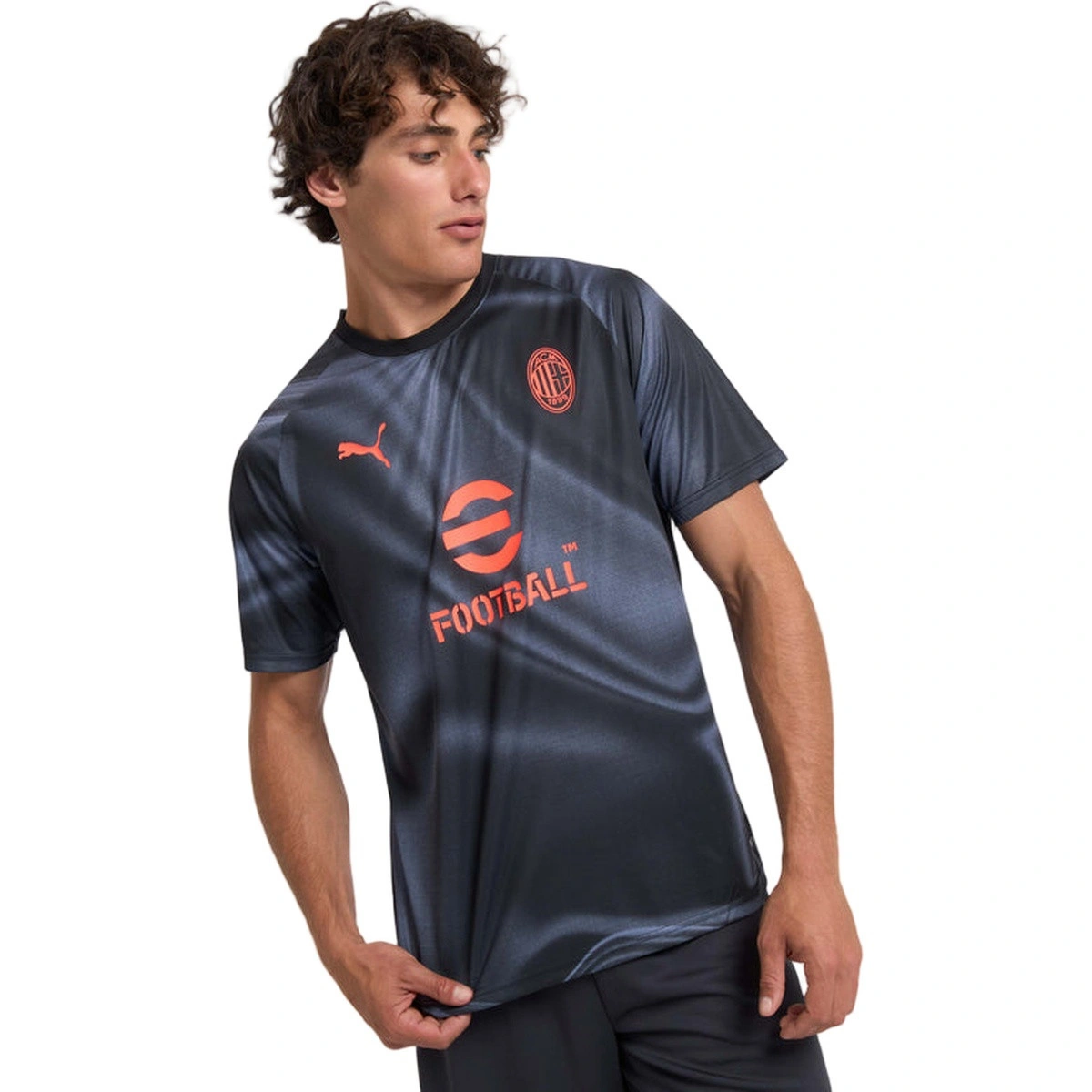 PUMA AC Milan eFootball プラクティスシャツ USサイズＬ PUMA AC Milan eFootball プラクティスシャツ USサイズL PUMA AC