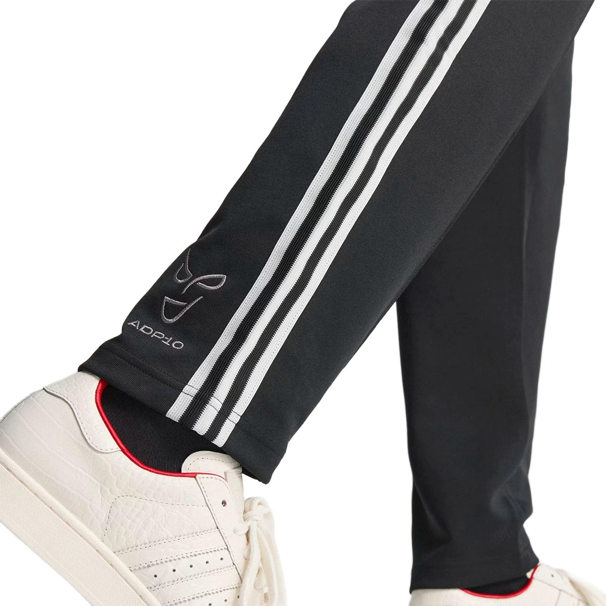 pantalon-largo-adidas-juventus-fanswear-2025-2026-black-5