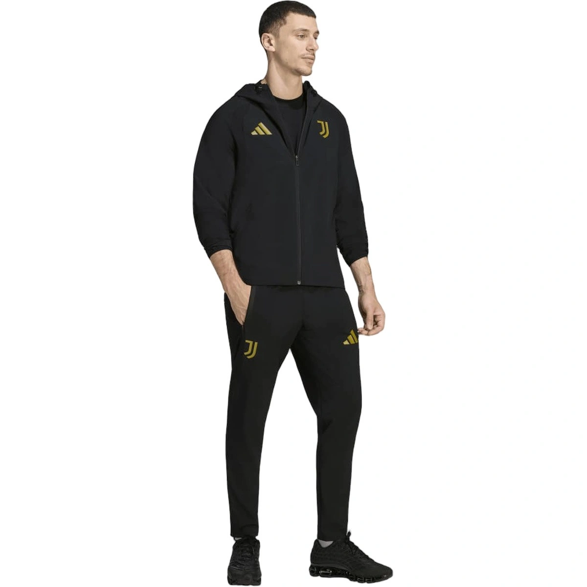 chaqueta-adidas-juventus-fanswear-2026-2027-black-2