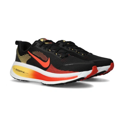 Tenis Vomero 18