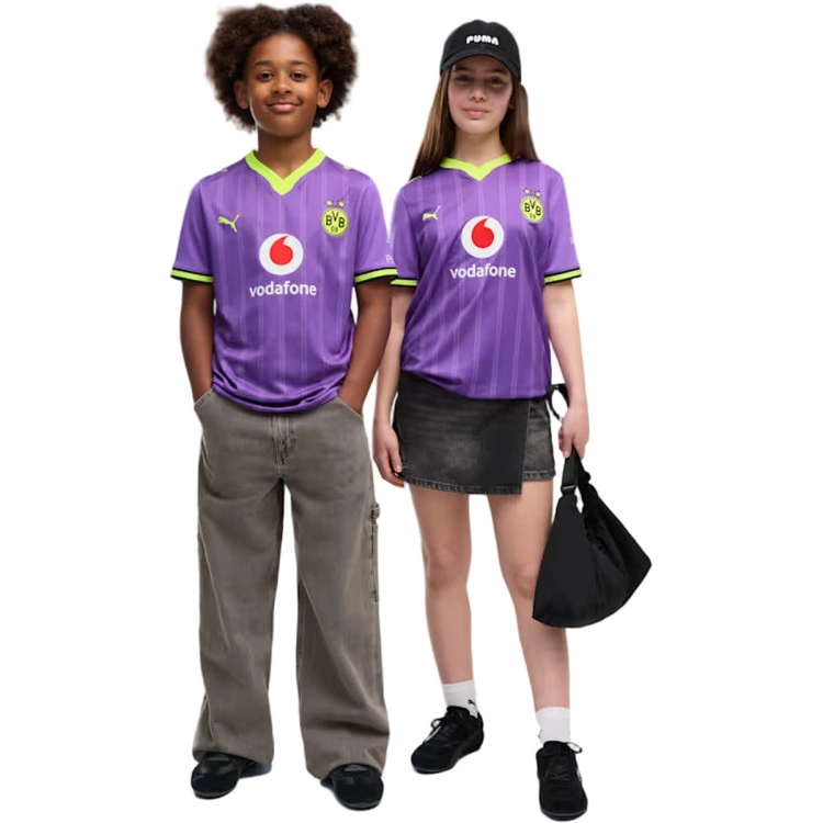 camiseta-puma-bvb-borussia-tercera-equipacion-2026-2027-nino-purple-glimmer-yellow-alert-3