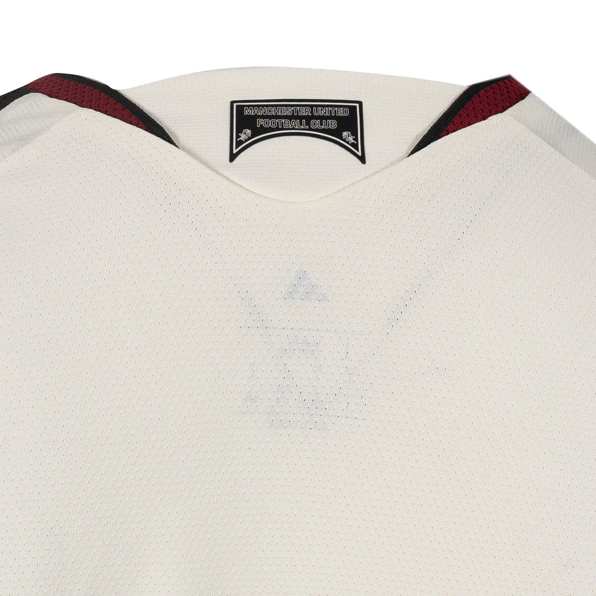 camiseta-adidas-manchester-united-tercera-equipacion-authentic-2026-2027-ivory-6