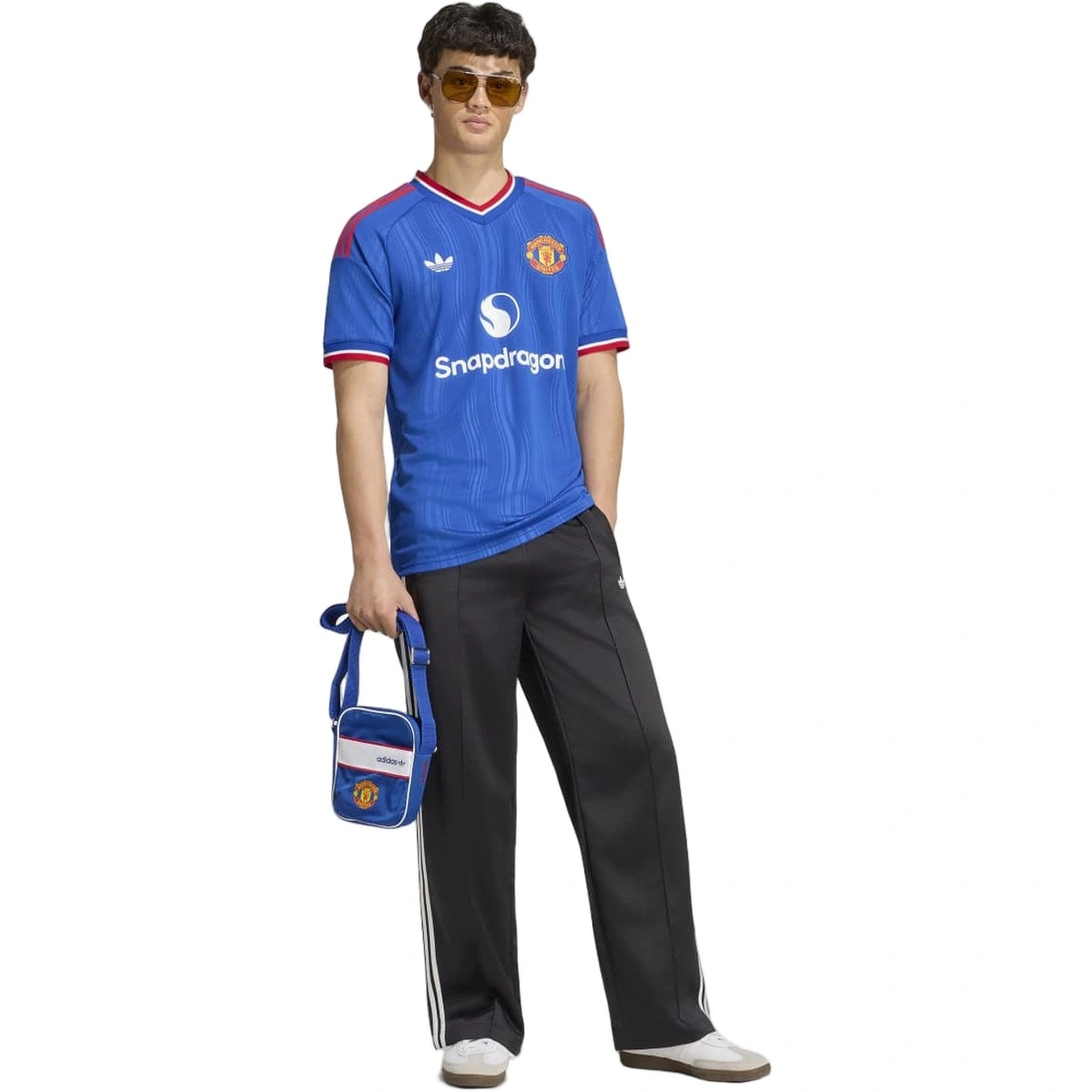 camiseta-adidas-manchester-united-segunda-equipacion-2026-2027-team-royal-blue-4