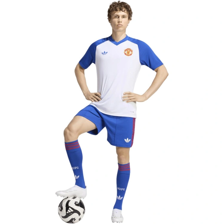 camiseta-adidas-manchester-united-pre-match-away-2026-2027-whiteteam-royal-blue-4