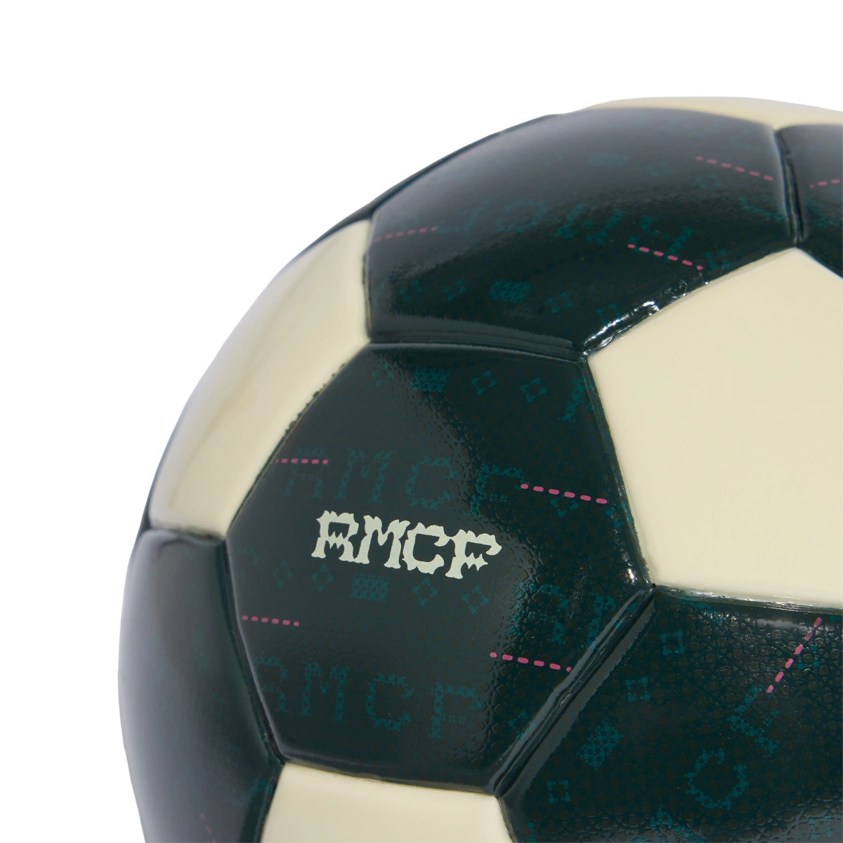 balon-adidas-mini-real-madrid-2026-2027-aurora-ivyivory-2