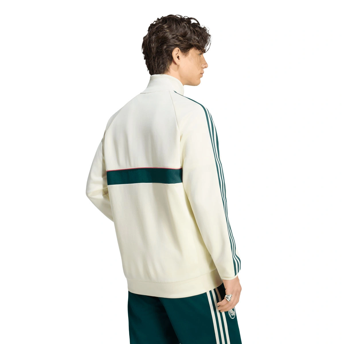 chaqueta-adidas-real-madrid-pre-match-away-2026-2027-ivory-1