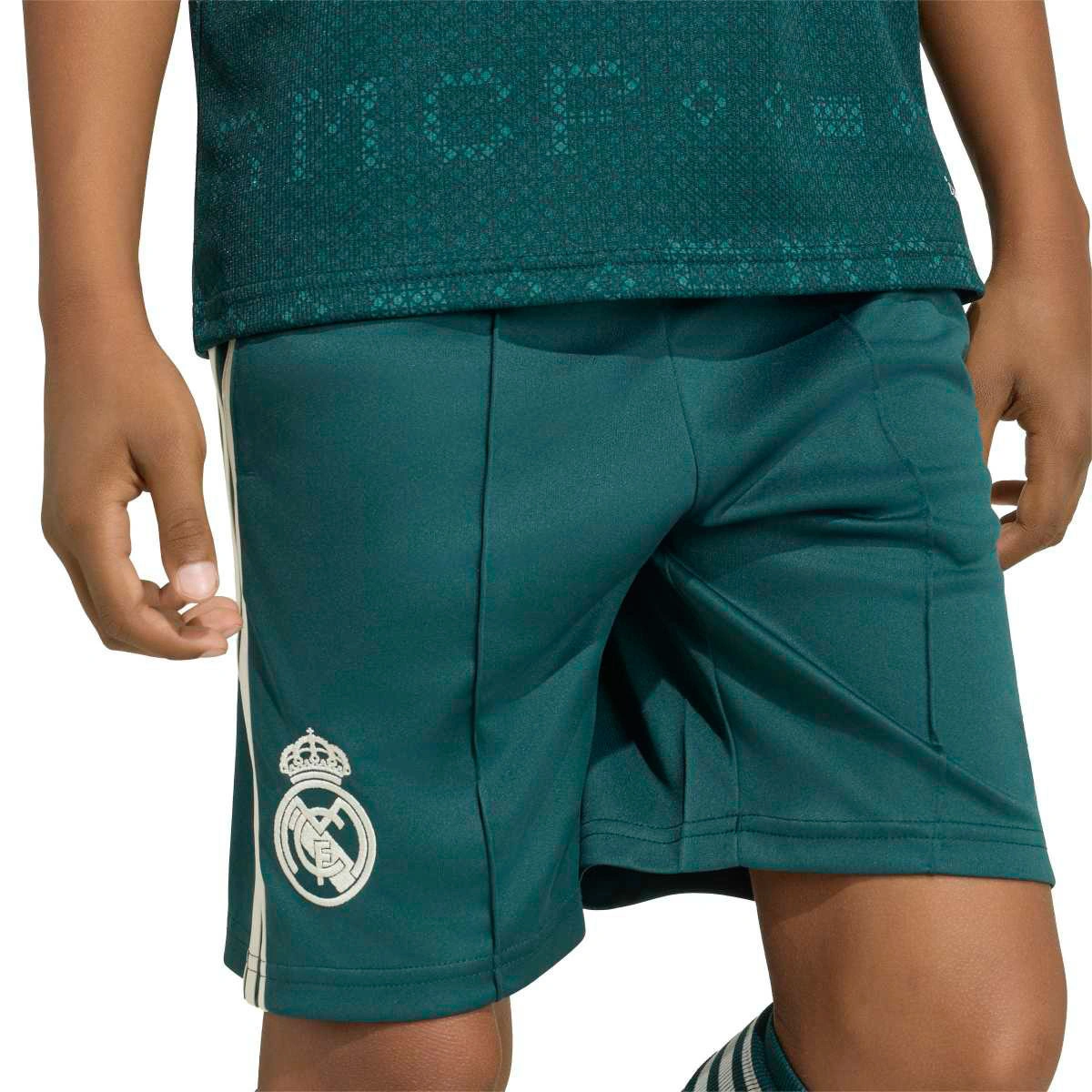 pantalon-corto-adidas-real-madrid-segunda-equipacion-2026-2027-nino-aurora-ivy-2