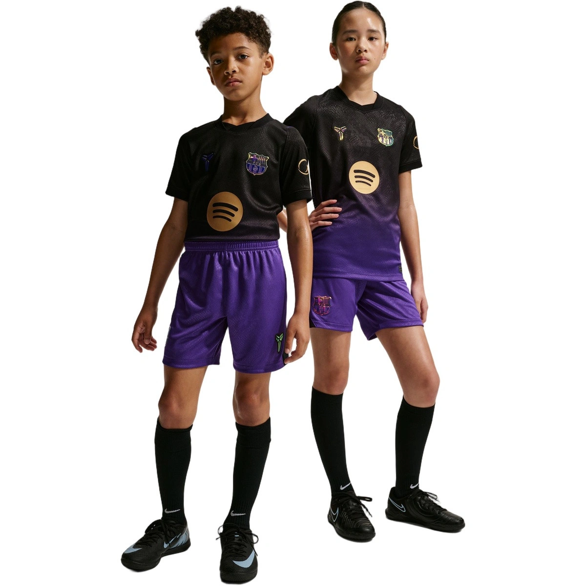 pantalon-corto-nike-fc-barcelona-segunda-equipacion-x-kobe-2026-2027-nino-purple-5
