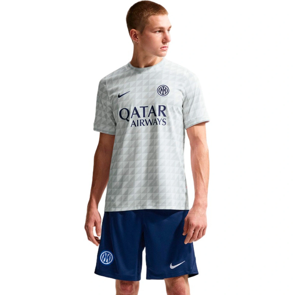 camiseta-nike-inter-milan-pre-match-2026-2027-white-0