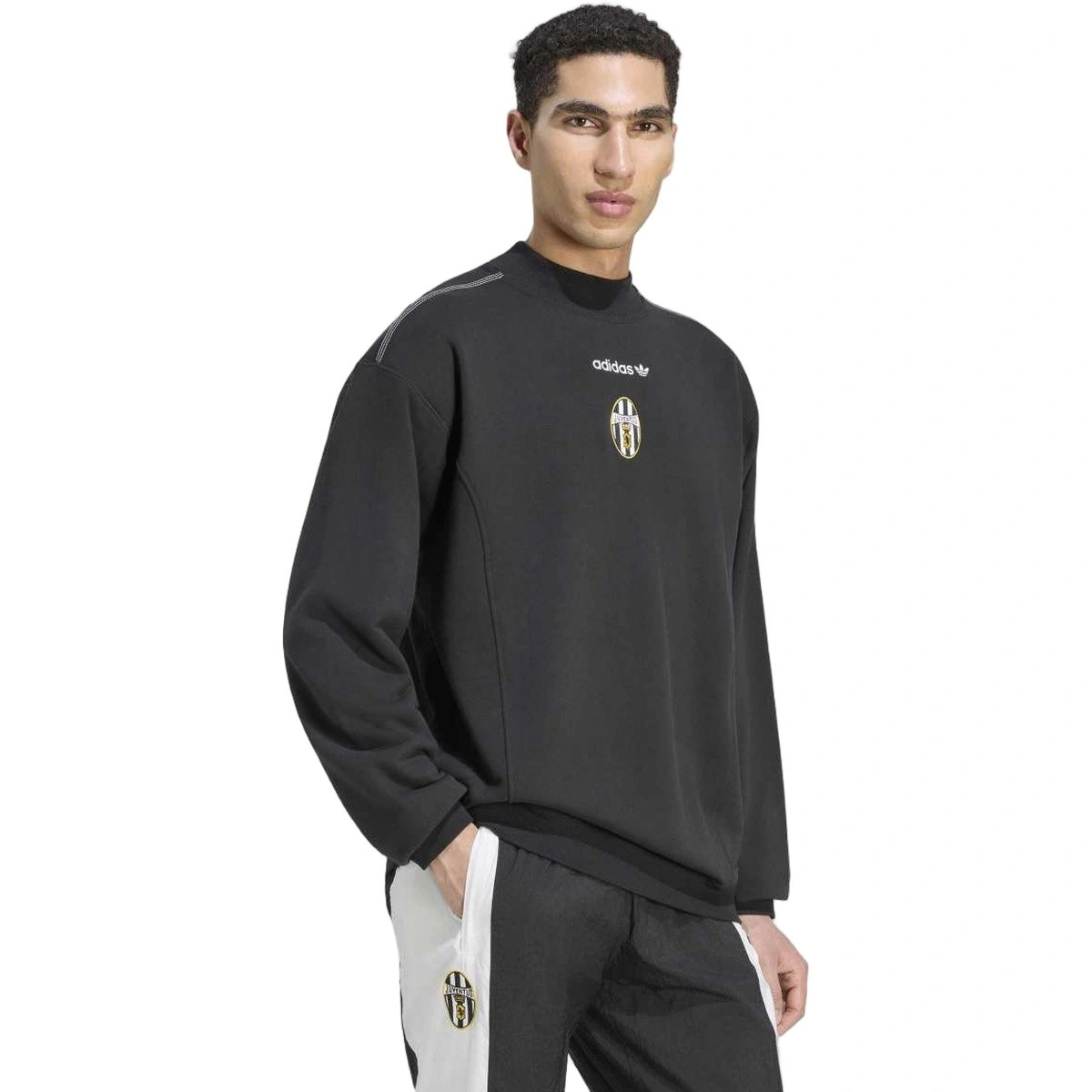 sudadera-adidas-juventus-fanswear-2026-2027-black-0
