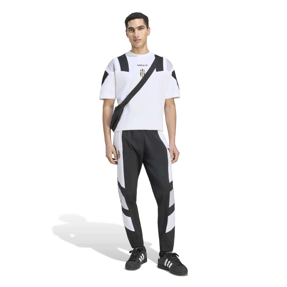 camiseta-adidas-juventus-eqt-fanswear-2026-2027-white-4