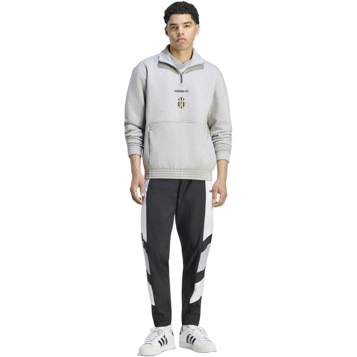 sudadera-adidas-juventus-fanswear-2026-2027-medium-grey-heather-4