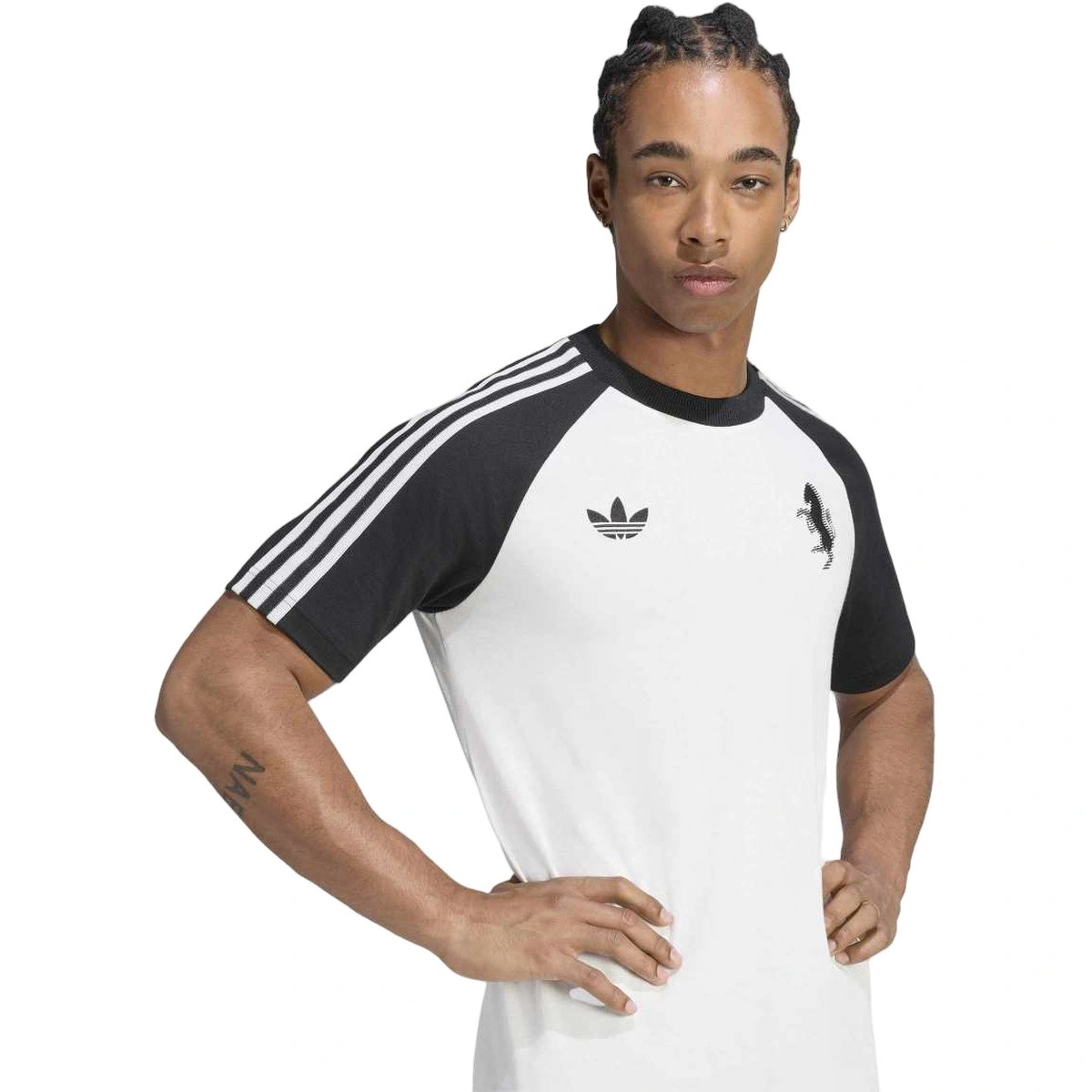 camiseta-adidas-juventus-fanswear-2026-2027-core-white-3