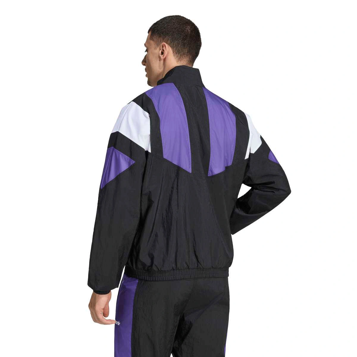 chaqueta-adidas-real-madrid-fanswear-2026-2027-black-1