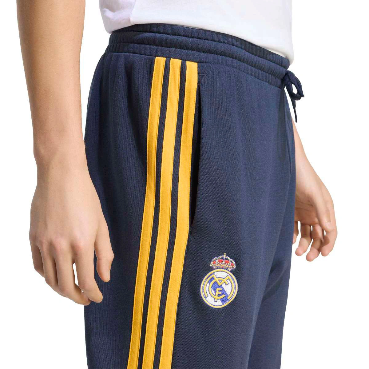 pantalon-largo-adidas-real-madrid-fanswear-2026-2027-night-navy-3