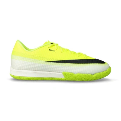 Vapor 17 Academy IC Futsal Shoes