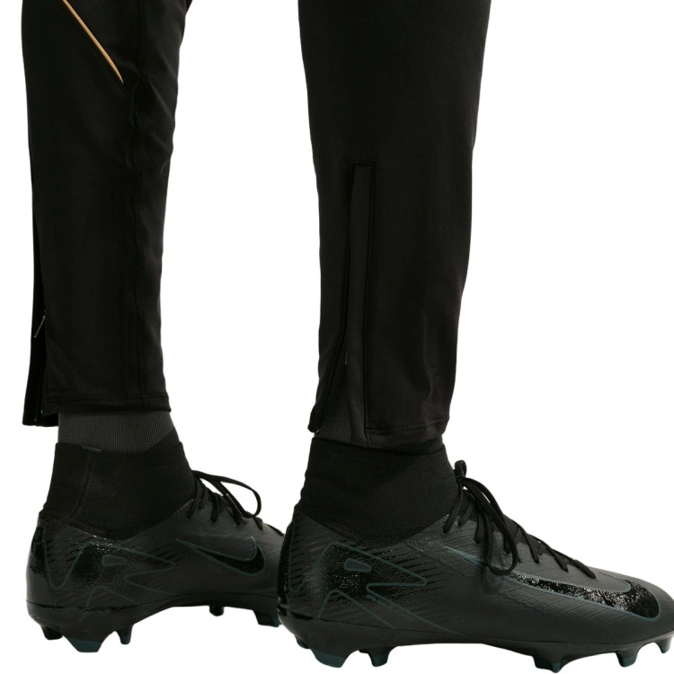 pantalon-largo-nike-fc-barcelona-training-segunda-equipacion-x-kobe-2026-2027-black-2