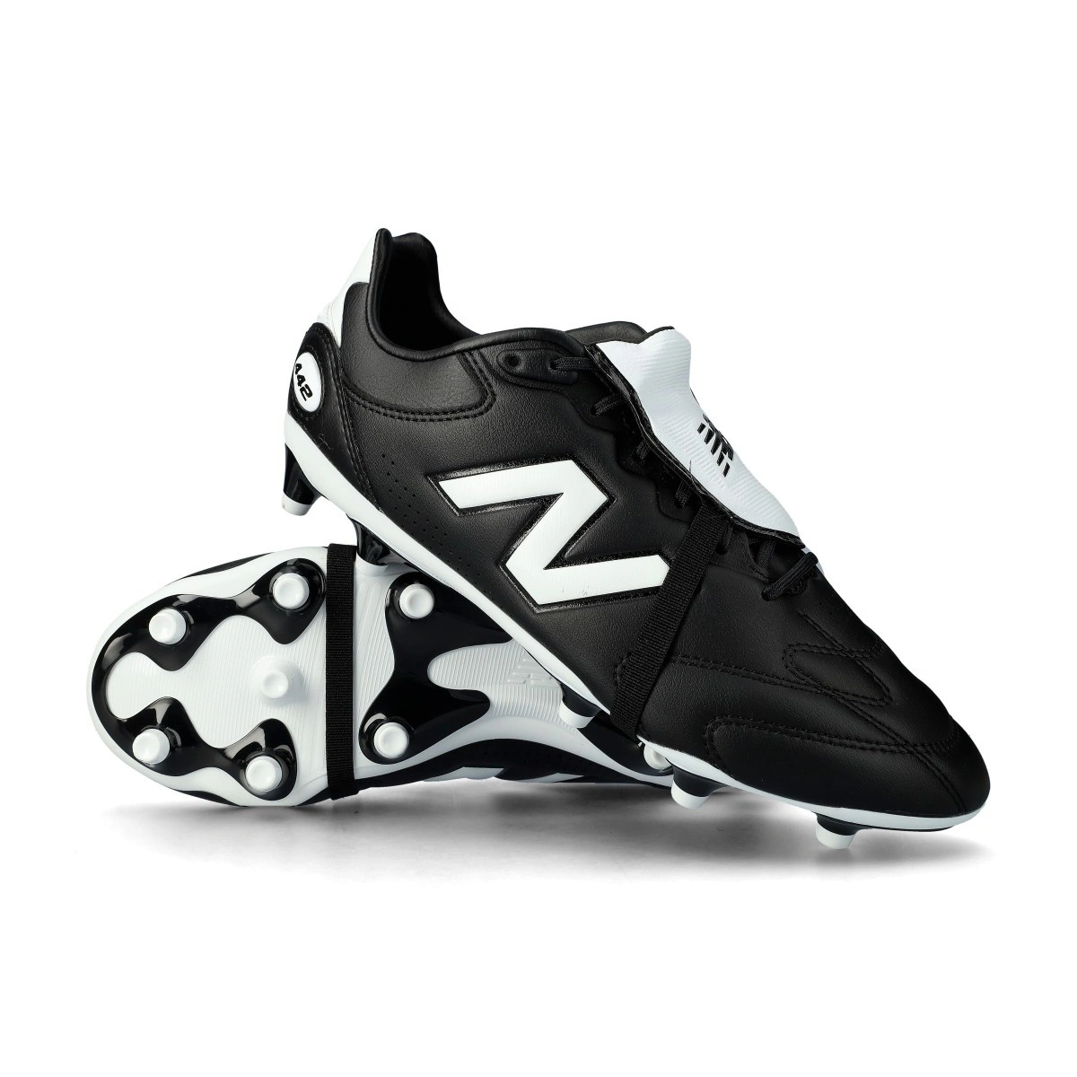 bota-new-balance-442-pro-tongue-fg-v3-black-white-0