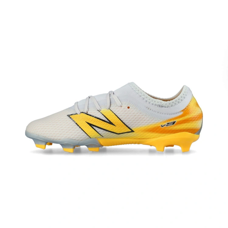 bota-new-balance-furon-team-fg-v9-nino-blanco-2