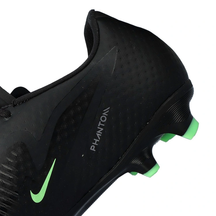 bota-nike-phantom-6-low-academy-fgmg-negro-7