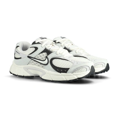 Nike V5 Rnr Nbk Sneakers