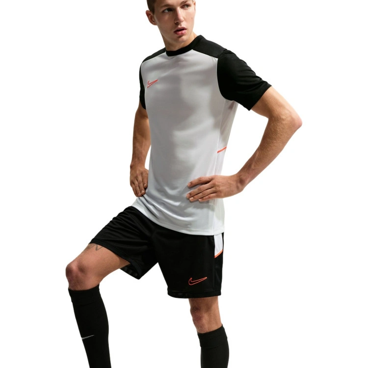 camiseta-nike-m-nk-df-acd25-ss-top-br-white-black-bright-crimson-bright-crimson-2