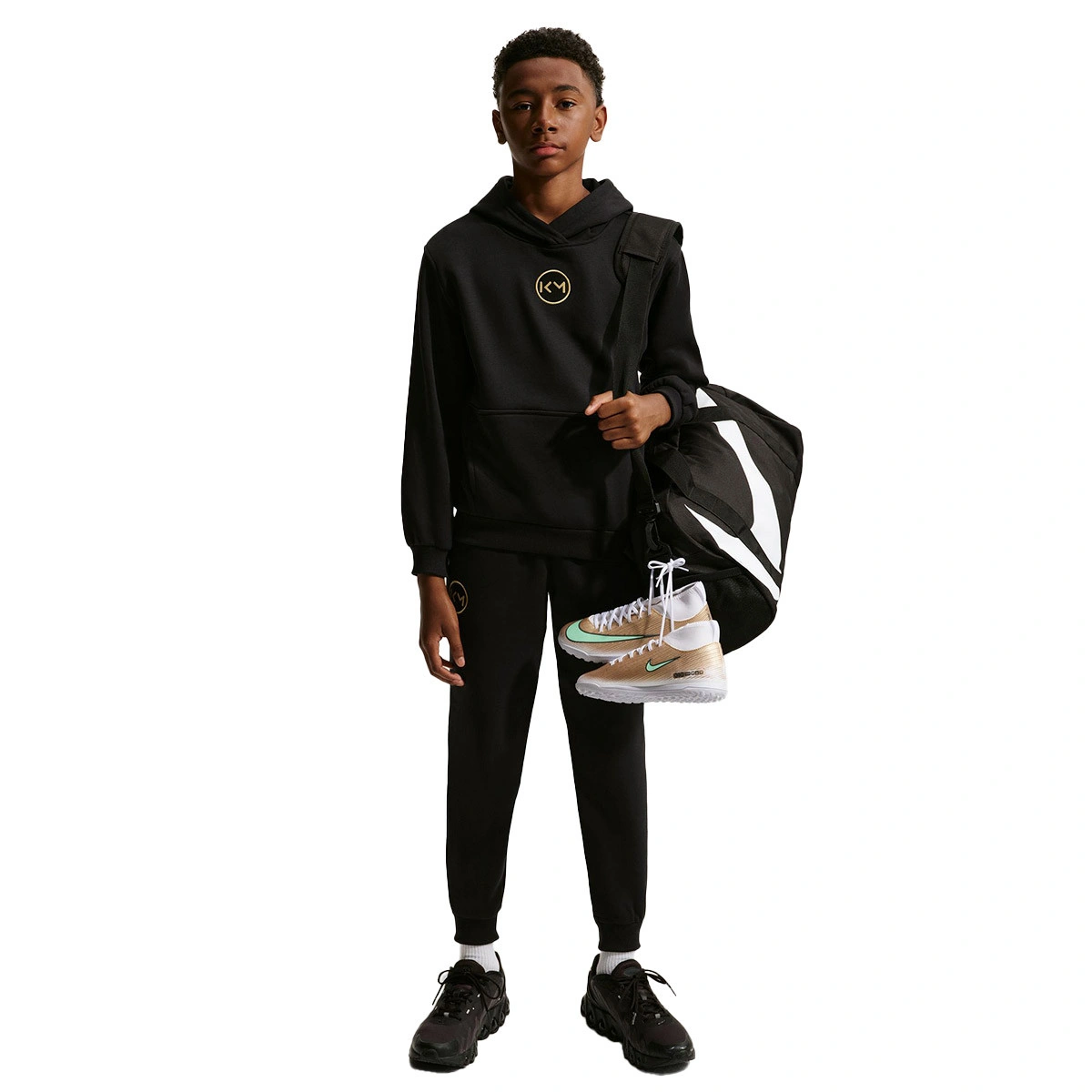 sudadera-nike-club-fleece-hoody-km-ninos-black-metallic-gold-5
