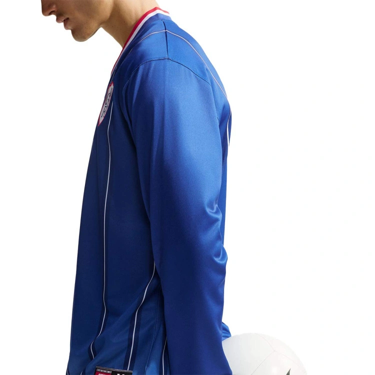 camiseta-nike-chelsea-fc-fanswear-2026-2027-white-rush-blue-white-no-sponsor-2