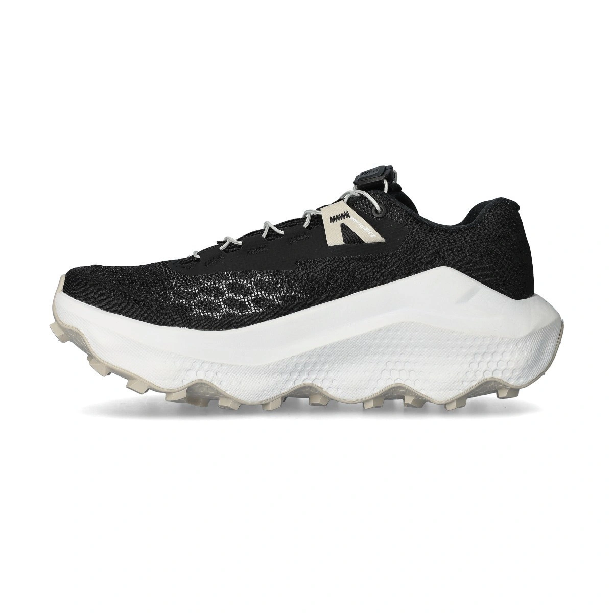 zapatilla-salomon-ultra-glide-4-w-blackwhts-2