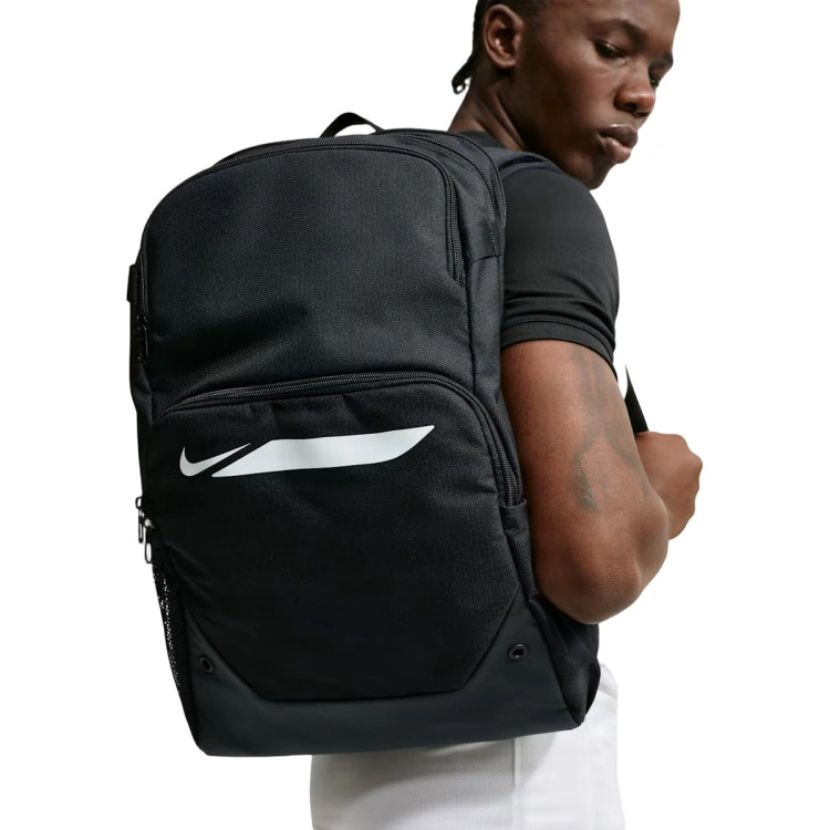 mochila-nike-academy-team-30l-black-white-5