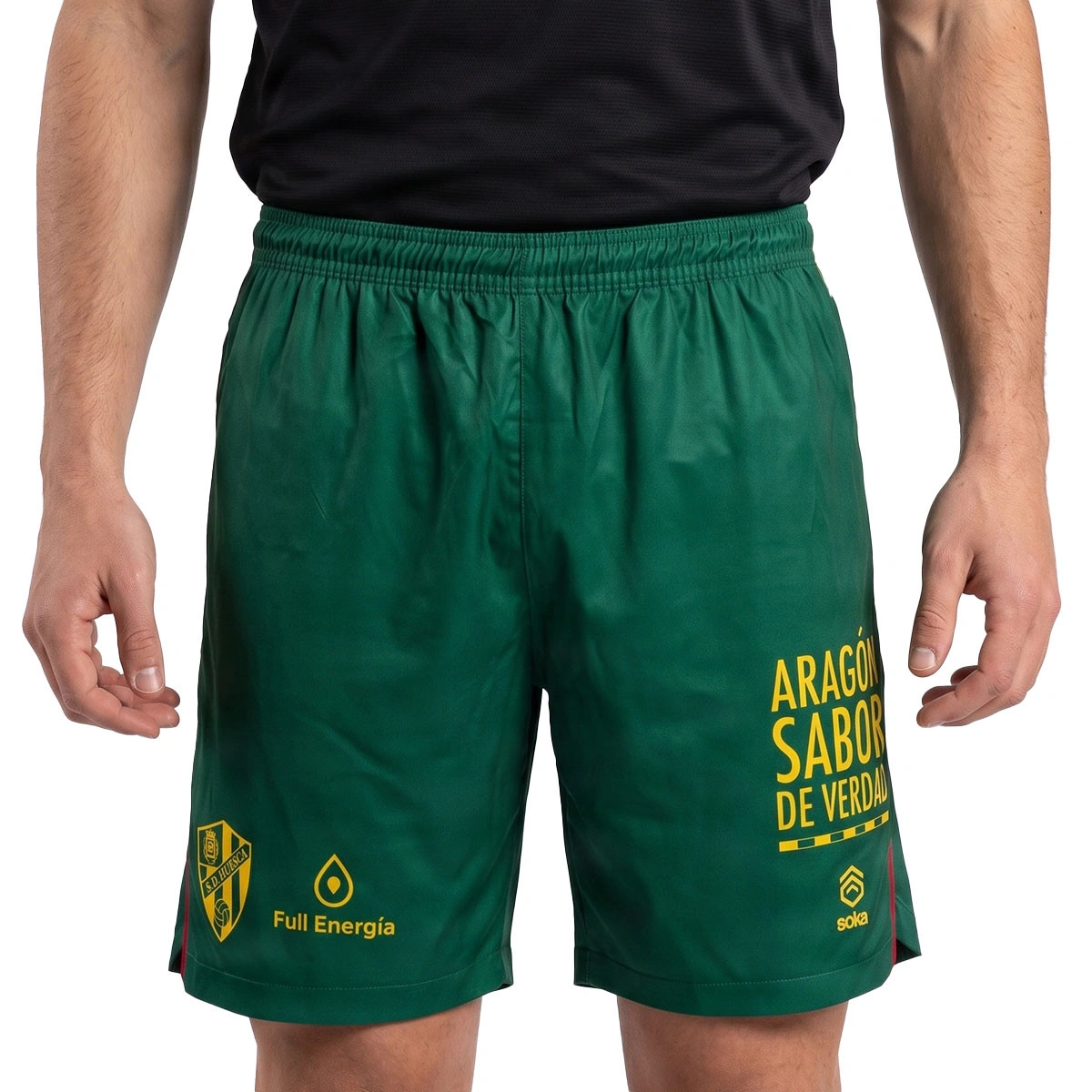 pantalon-corto-soka-sd-huesca-2-equipacion-2026-2027-green-flag-red-yellow-0
