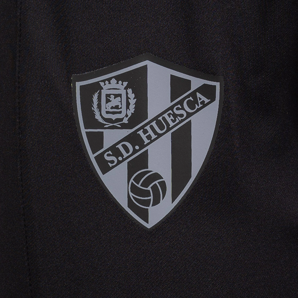 pantalon-largo-soka-sd-huesca-training-nino-2026-2027-panther-black-3