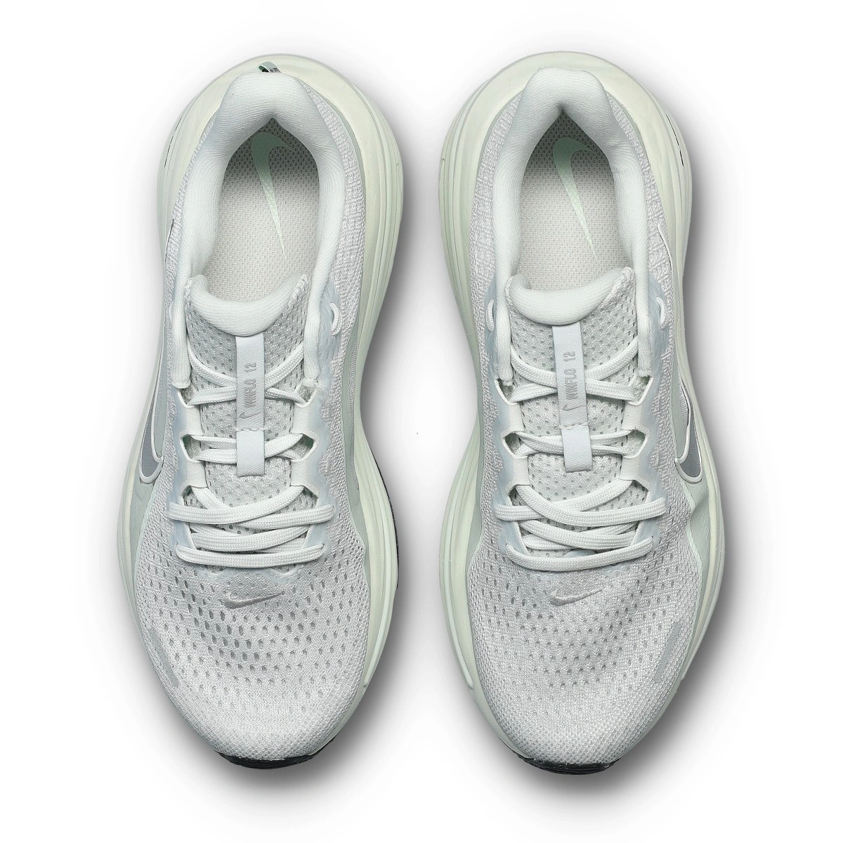 zapatilla-nike-winflo-12-mujer-off-white-mtlc-silver-barely-green-lt-silver-5