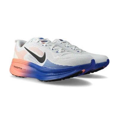 Tenis Vomero 18