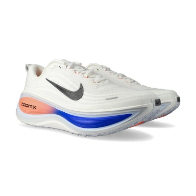 Tenis Vomero Plus