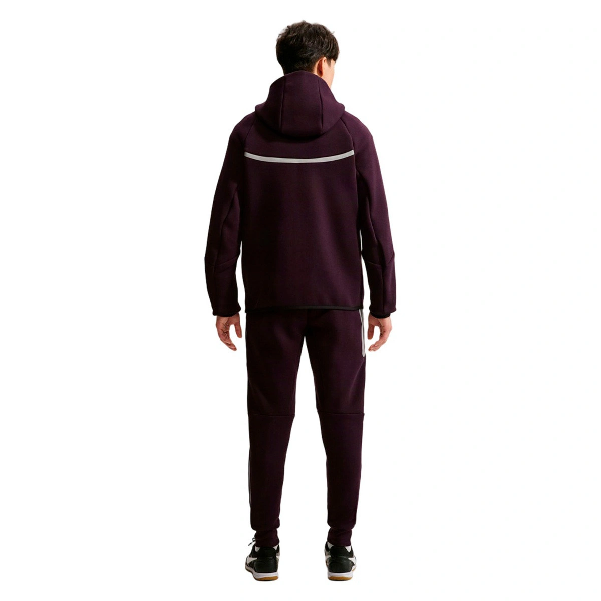 pantalon-largo-nike-fc-barcelona-fanswear-2026-2027-burgundy-ash-reflective-silv-4