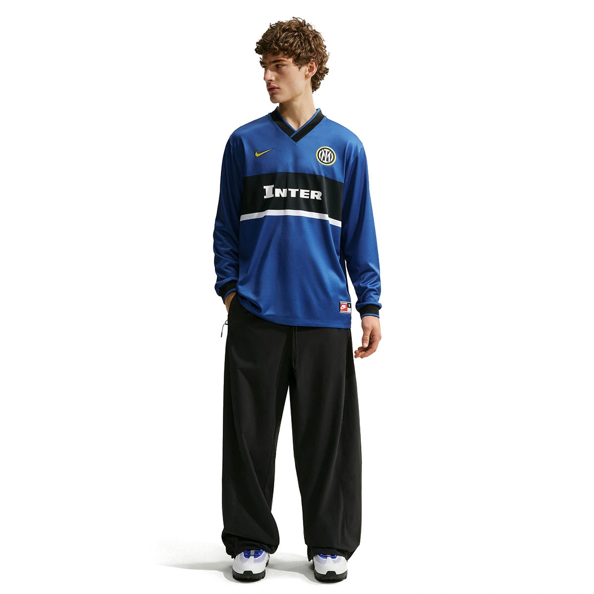 camiseta-nike-inter-milan-fanswear-2026-2027-stormblue-black-tour-yellow-no-sponsor-3rd-3