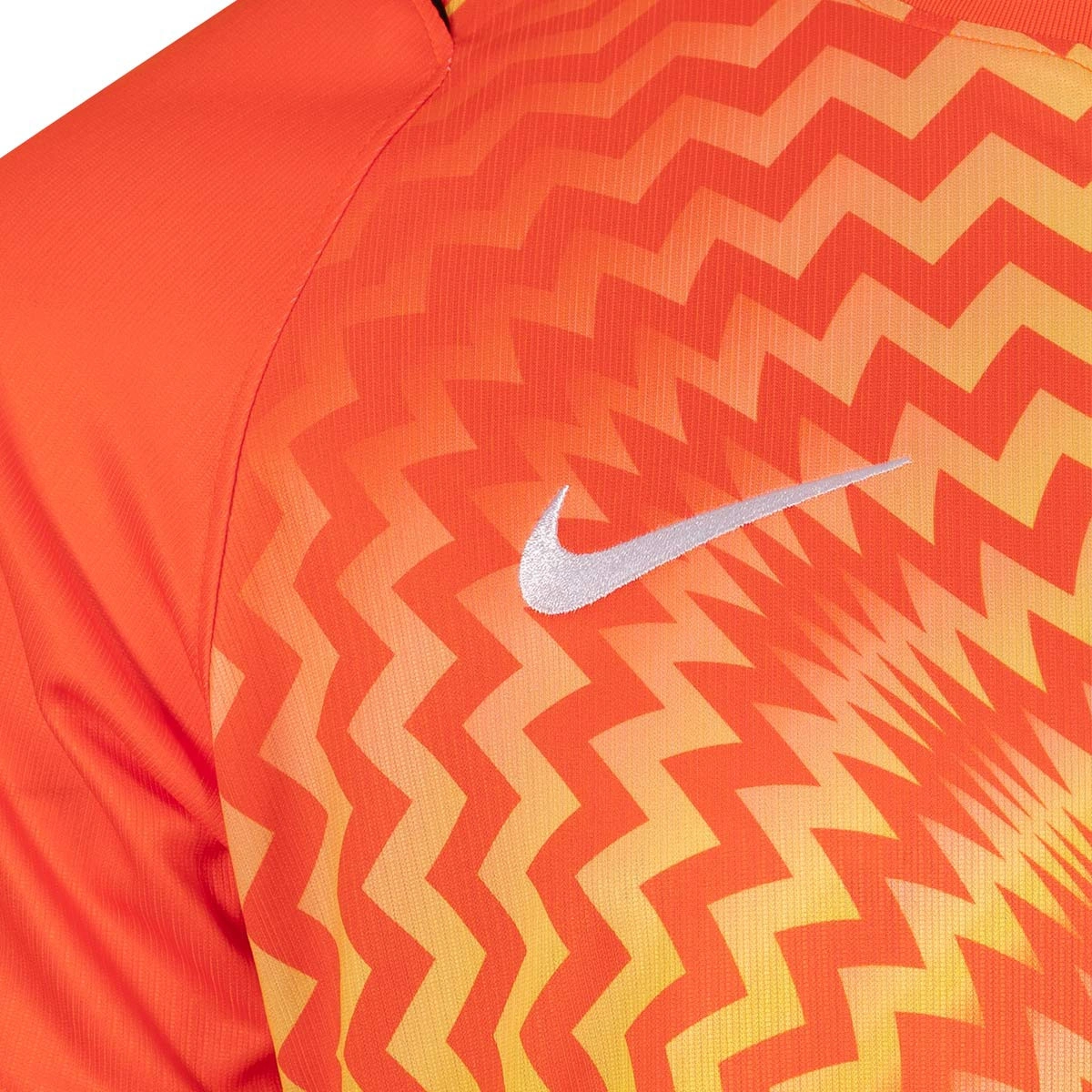 camiseta-nike-fc-barcelona-tercera-equipacion-portero-2026-2027-naranja-4