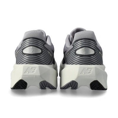 New Balance Zapatilla Fuelcell Rebel V5 Mujer — photo 5