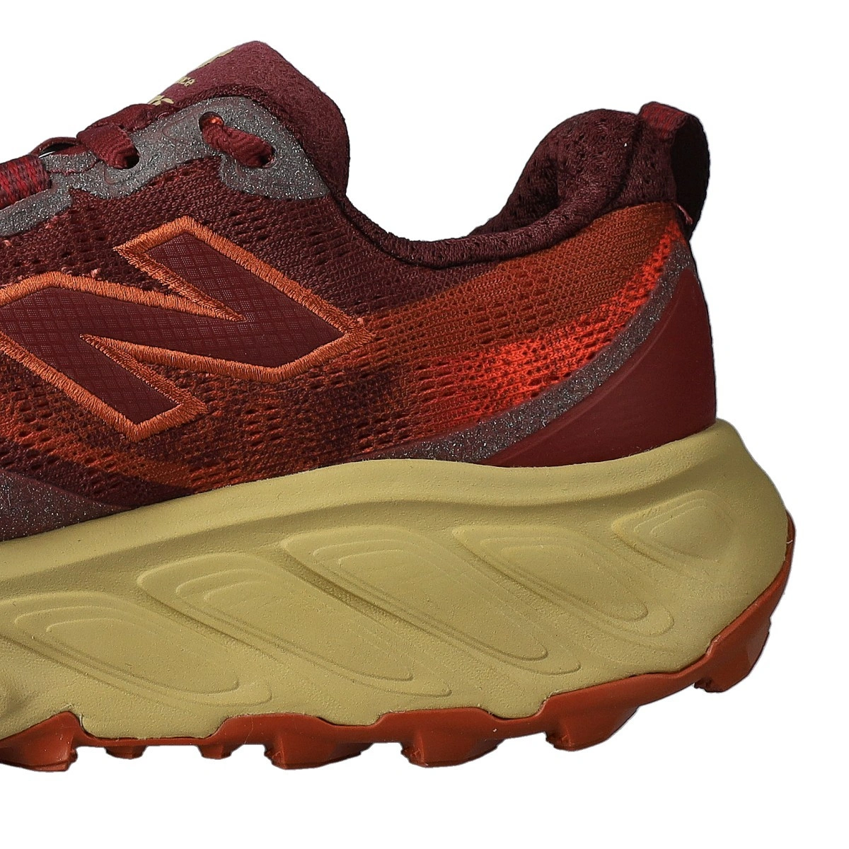 zapatilla-new-balance-fresh-foam-x-hierro-v9-mujer-mulled-wine-8