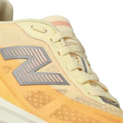 New Balance Zapatilla Fuelcell Rebel V5 Mujer — photo 7