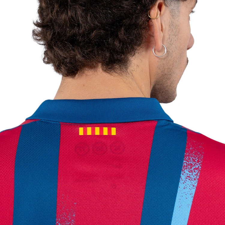 camiseta-nike-fc-barcelona-cuarta-equipacion-2025-2026-gym-blue-salsa-red-gym-blue-salsa-red-8