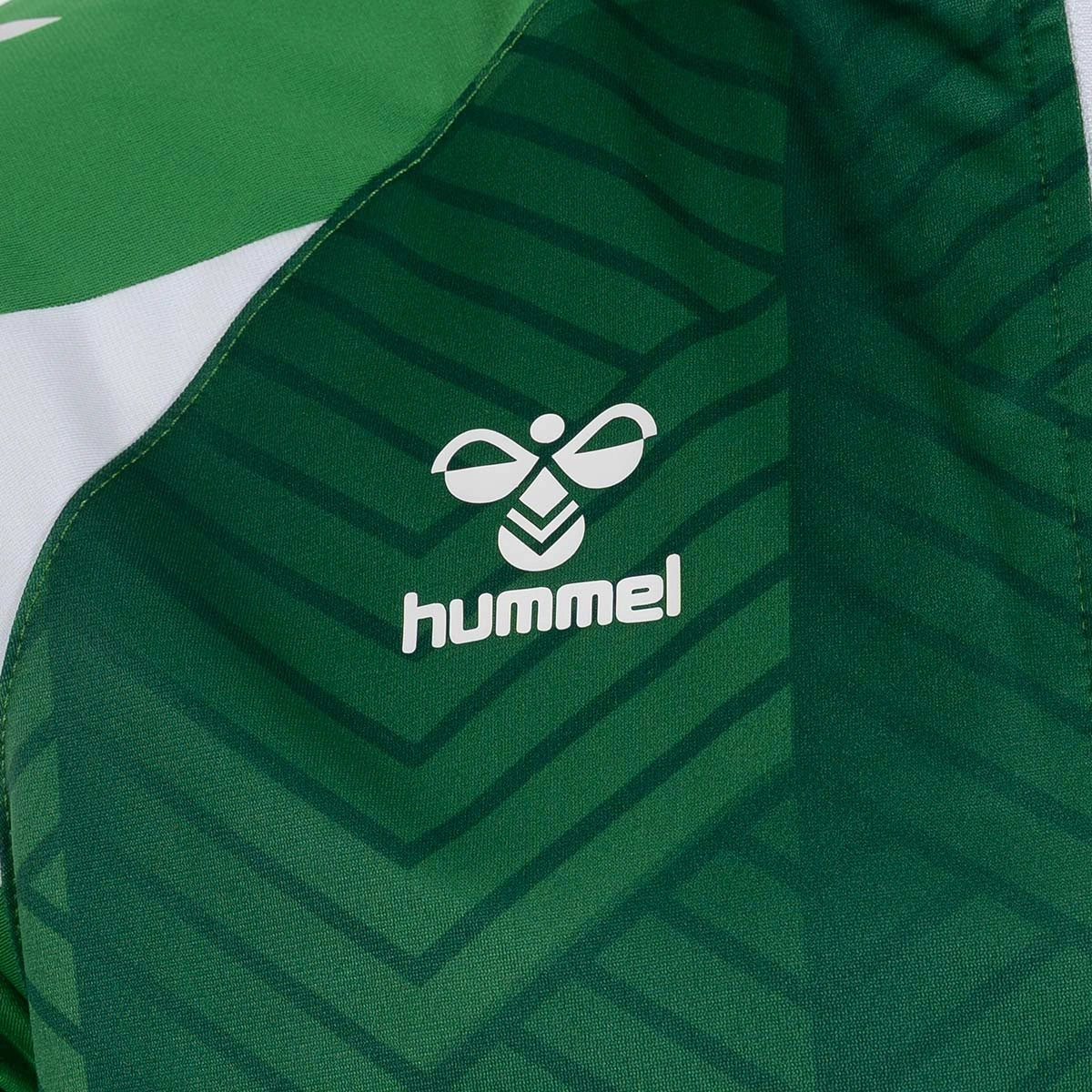 chaqueta-hummel-real-betis-training-2026-2027-nino-fern-green-4
