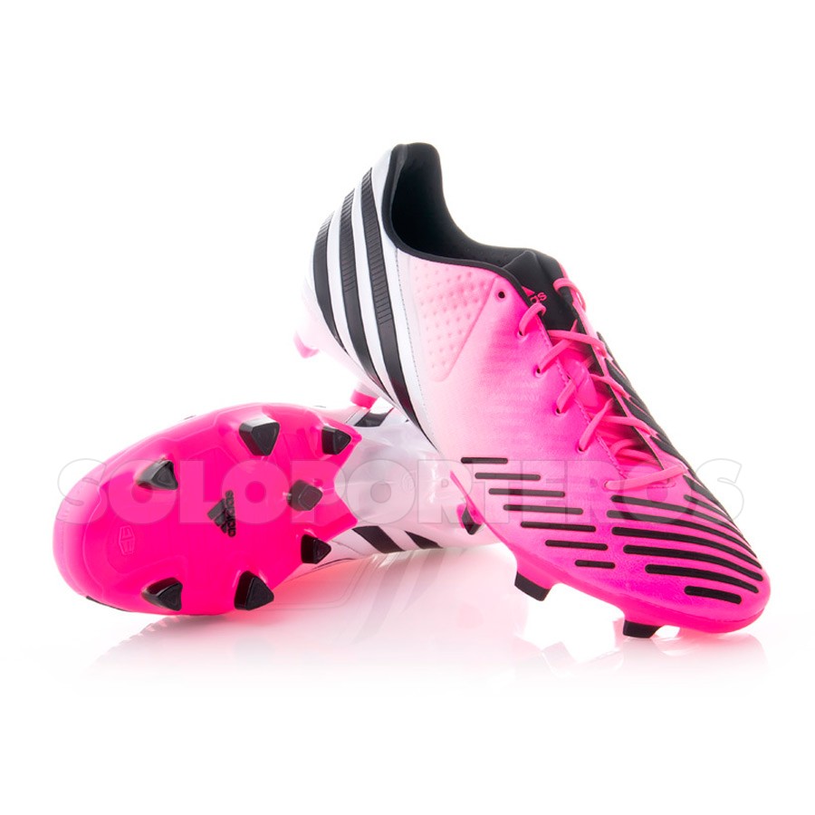 botas rosas de futbol