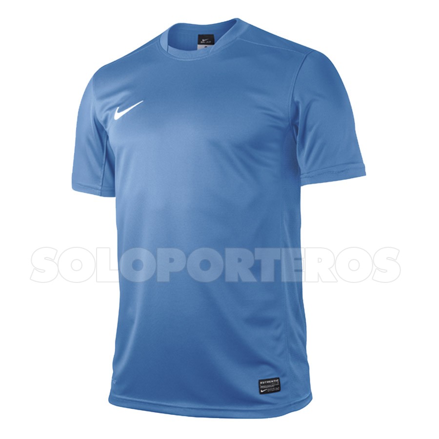 camiseta nike celeste